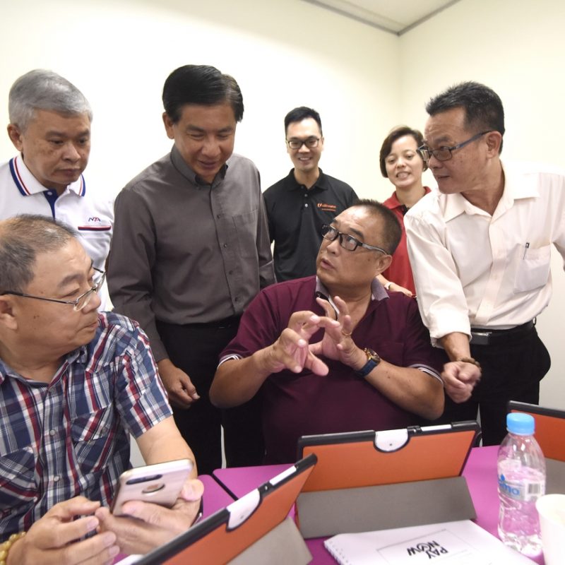 National Taxi Association and ComfortDelGro Taxi Form Training Committee for Cabbies; Target 10,000 Cabbies For Digital Training