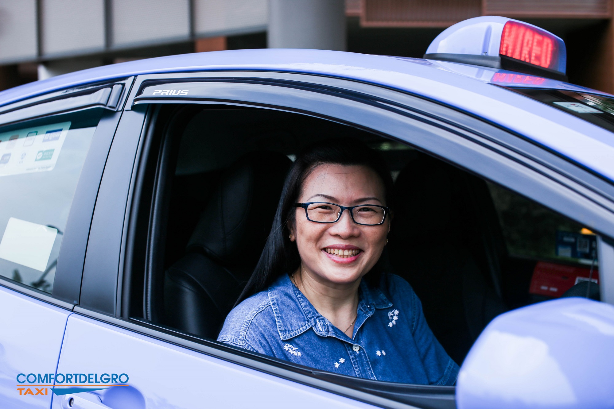 Meet Cabby Carol Cheong, one of our female cabbies in ComfortDelGro Taxi.