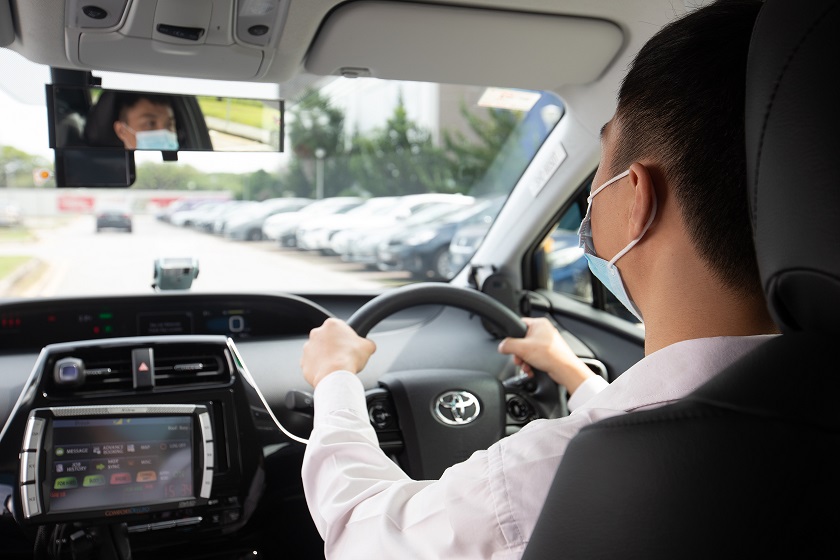 How to become a taxi driver in Singapore?