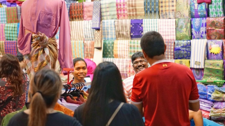 Hari Raya Puasa Geylang Serai Bazaar Singapore