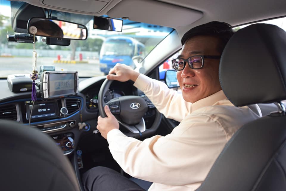 7 common questions about becoming a taxi driver in Singapore